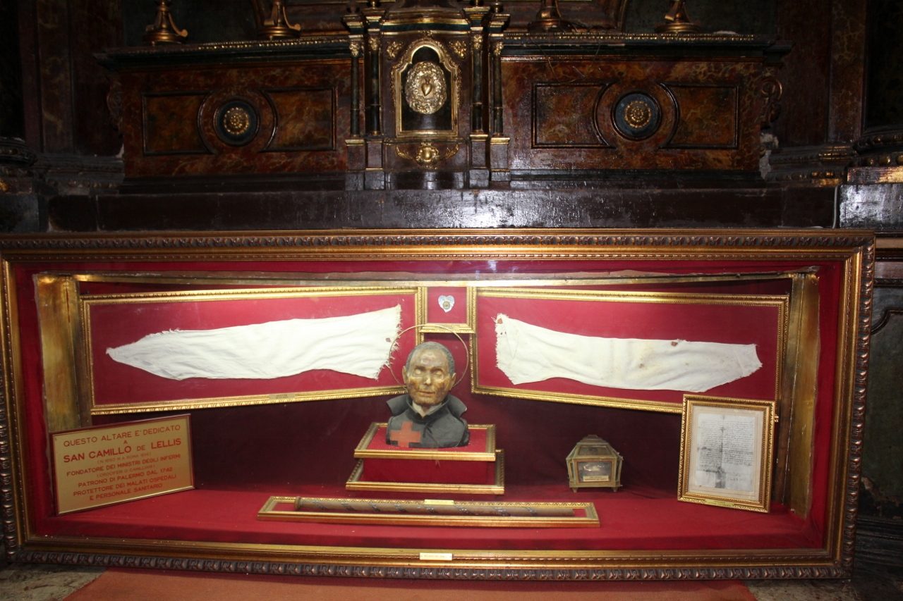 Camillus de Lellis' relics and memorabilia, Palermo - 02.jpg